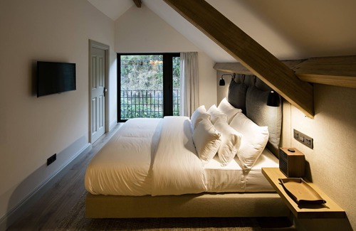 Mesao Frio House | Quinta de S. Bernardo Winery & Farmhouse