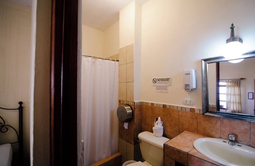 Flores Hotel | Quinta Maya Hotel