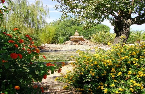 Albufeira Villa | Quinta Ourolago Luxury V1 House, with swimming pool, gardens and lake.
