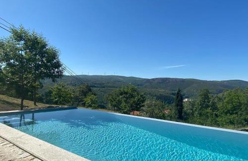 Viade de Baixo Villa | Quinta OUTONO DOURADO