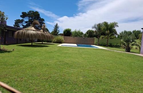 Empalme Lobos House | Quinta TRI-VAL