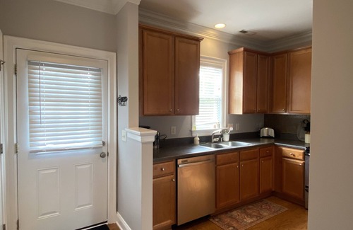 Umstead House | Quintessential Charleston 2Br Home In Brier Creek