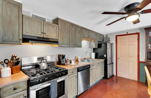 Peter Howell House | Quintessential Midtown Bungalow
