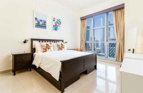 Downtown Dubai Apartment | Quintessential Quarters - Burj Khalifa and Sea Views