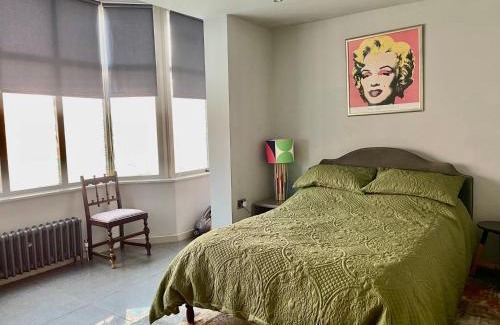 Fallowfield House | Quirky house
