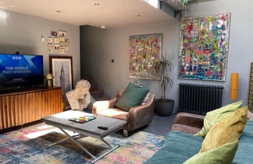Fallowfield House | Quirky house