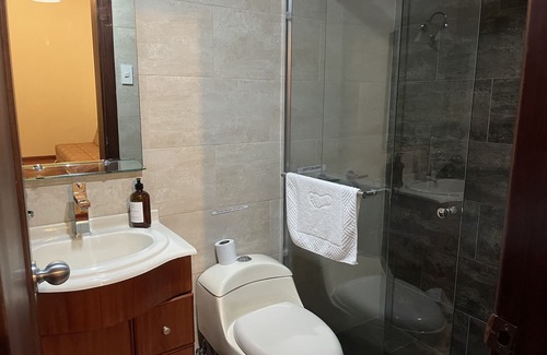 Tababela House | Quito Airport Suites