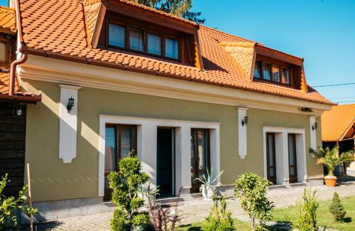 Baraolt Bed & Breakfast | Rácz Kúria