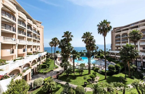 Cannes La Bocca Apartment | Résidence Cannes Verrerie - maeva Home - Prestige 2 bedroom apartment (6 people)