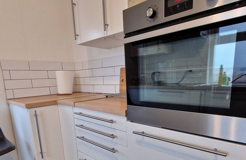 Grindavik House | R&J Guesthouse
