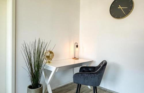 Fallersleben Apartment | R und S Apartments Stylische Wohnung I Küche I Parkplatz I Smart TV