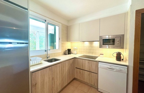 Sant Tomas Villa | R10 Villa in Santo Tomás, Air acc, pool 5 walking distance to the beach