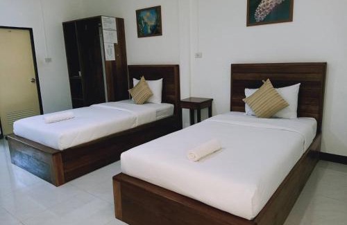 Thai Chang Hotel | Rachawadee House