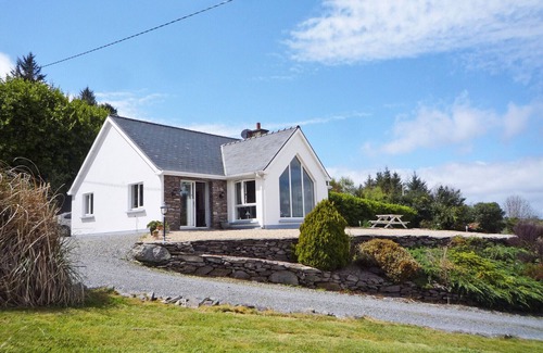 Kells Ski Chalet | Radharc Na Cealla Holiday Home