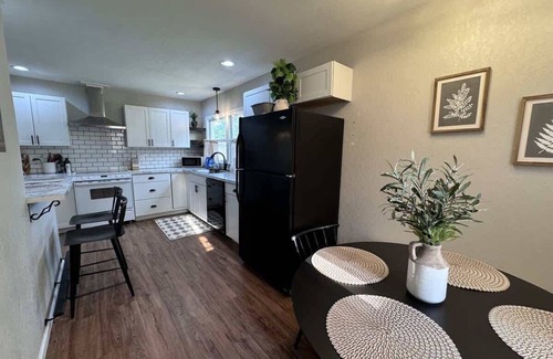 Wichita House | Radiant Ranch-NearDerby-2K