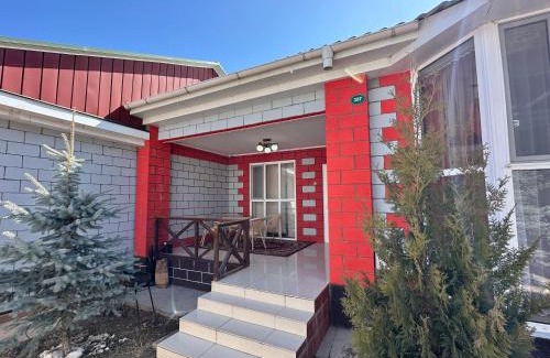 Issyk-Kul Region Apartment | Raduga West 'Emerald' Cottage
