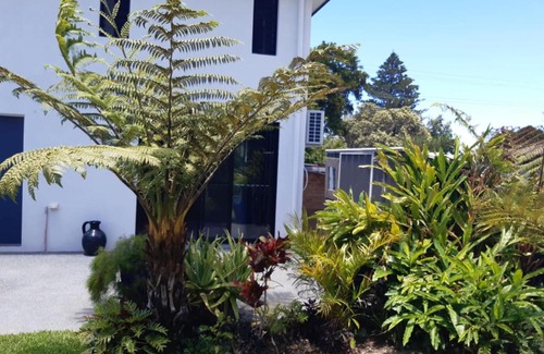 Harrington House | Rae's on Beach