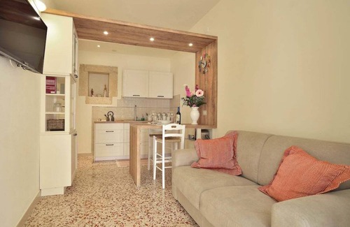 Ragusa Apartment | Ragusa exclusive flat with terrace & barbecue