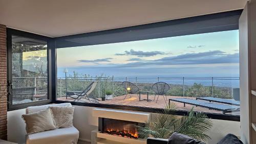 Ragalna Apartment | Rahal Luxury- Beethoven Etna & Sea
