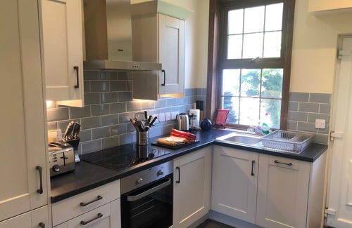 Fairbourne Cottage | RAILWAY COTTAGE, family friendly, with a garden in Fairbourne