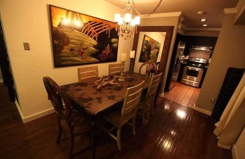 Waller Creek District Condo | Railyard Oasis 3 Bedrooms