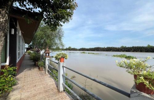 Bang Khla House | Rainbow Arokaya Holistic Longevity Wellness Resort - Riverfront Room 6