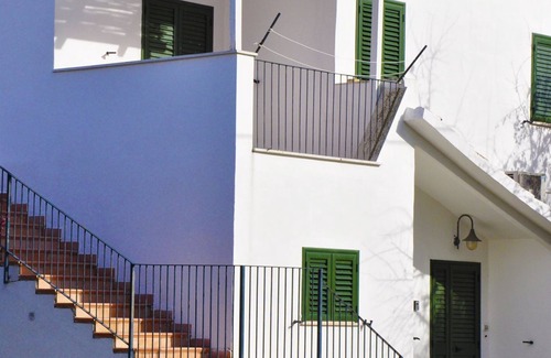 Marina di Pisticci House | Rainbow Houses – Yellow House Mare, Campagna e Relax