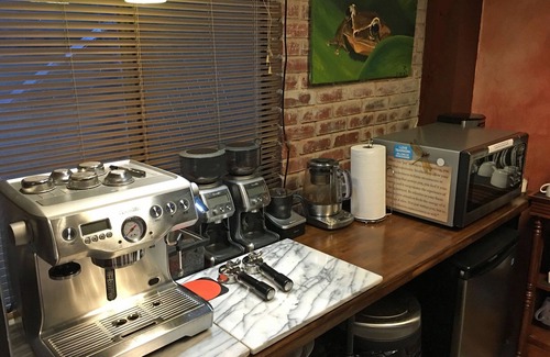 Jimenez Bed & Breakfast | Rainforest Inn