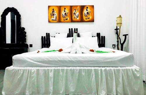 Kotapola Bed & Breakfast | Rainforest Mask villa