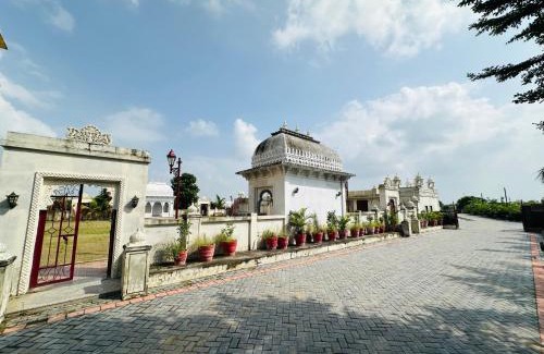 Palanpur Resort | Rajgadhh Palace Resort