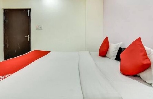 Deoria Hotel | Rajshriinn
