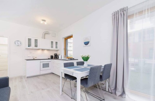 Warszawskie Apartment | Rakowicka 20H | White and Blue Apartment | Terrace