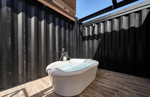 Minamiawaji House | Rakuten STAY VILLA Awaji 105 3 bank beds, Capacity of 9 persons
