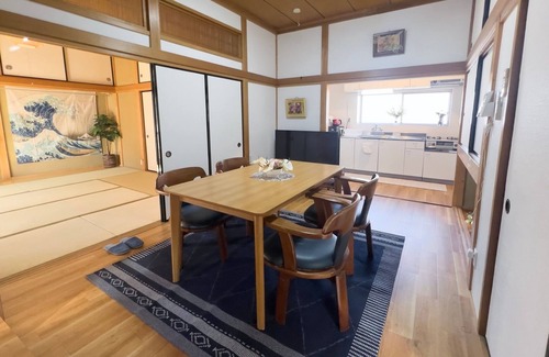 Utsunomiya House | Rakuya - A fun and relaxing stay in the heart of Utsunomiya! Free parking included