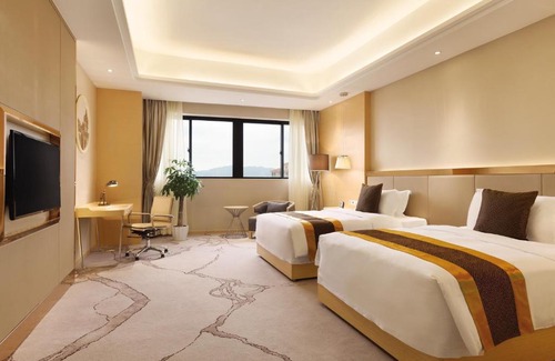 Enping Hotel | Ramada by Wyndham Enping