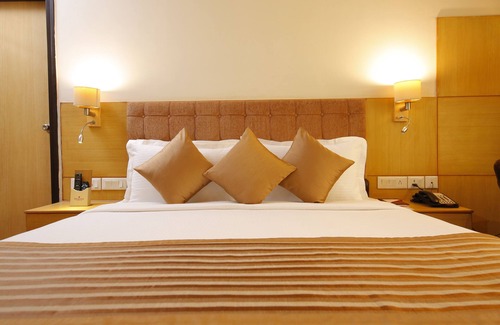 Neemrana Hotel | Ramada by Wyndham Neemrana