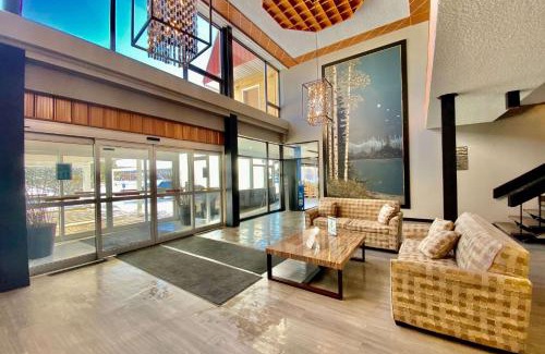 Whitecourt Hotel | Ramada by Wyndham Whitecourt
