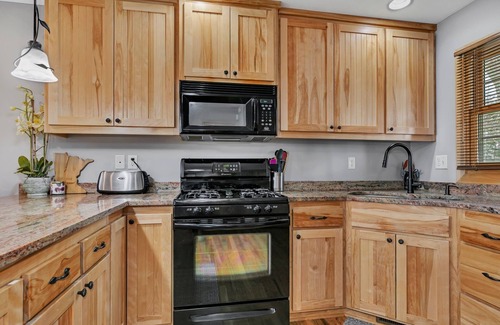 Maple Lake Cabin | Ramsey Lakeside Retreat