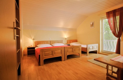Irinovac House | Ranch Terra