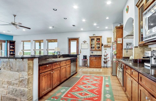 Fischer House | Rancho Deluxe I Families, Stargazing