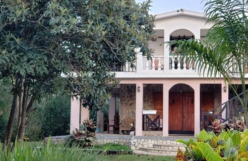 La Joya Bed & Breakfast | Rancho Pino y Sol