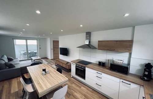 Wintzenheim Apartment | RANDOM LISTING