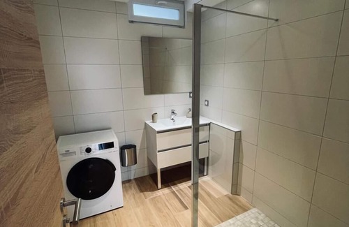 Wintzenheim Apartment | RANDOM LISTING