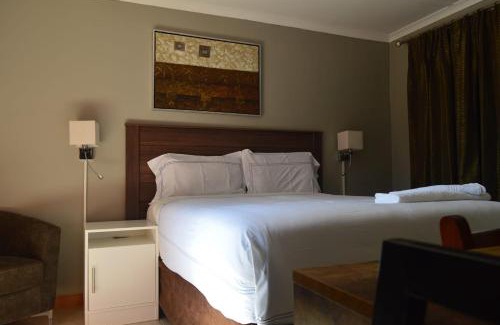 Molepolole Apartment | Ranks Guesthouse