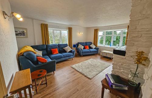 Pembrey House | Raphael House