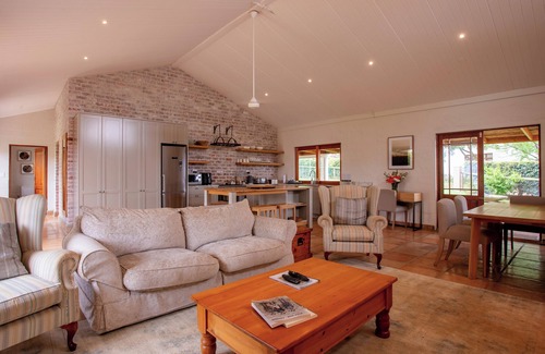 Tulbagh Apartment | Raptor Rise