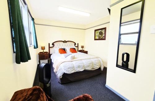 Orepuki Cabin | Rarakau Lodge