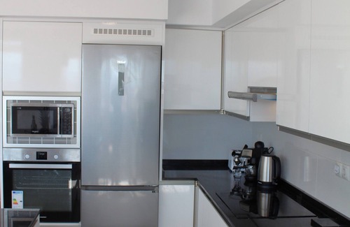 Ciudad Jardin Apartment | Rare find! Skyline View-Modern family-friendly 4 bedrooms 2 bathroom Flat Malaga