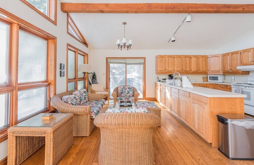 North Kawartha Cottage | Rare Stoney Lake Waterfront Gem