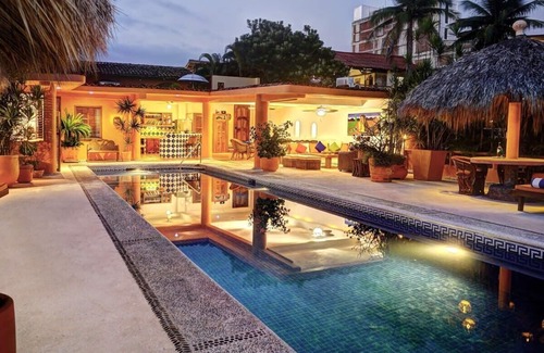 Playa la Madera House | Rarely Available- Casa Quixote - Beachfront Estate